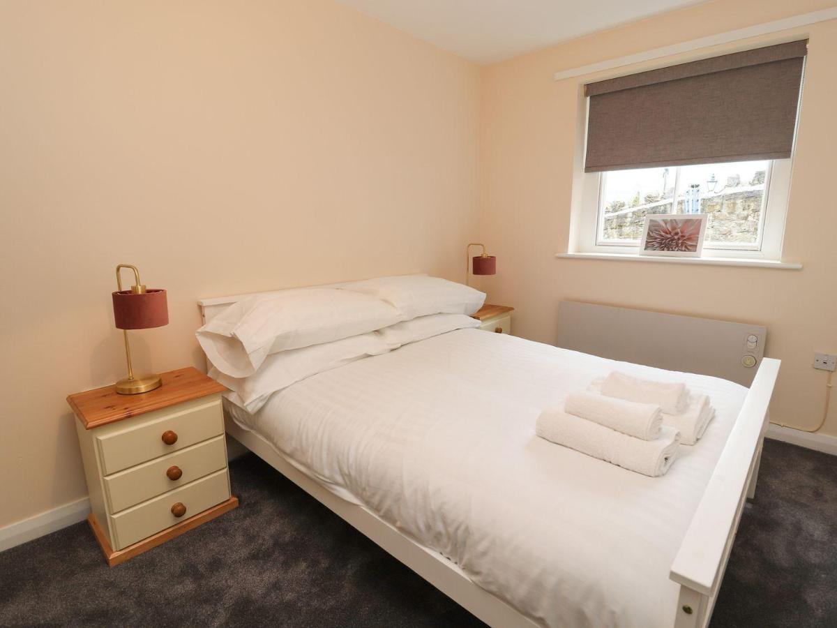 Memorial Building Apartment รูธิน ภายนอก รูปภาพ